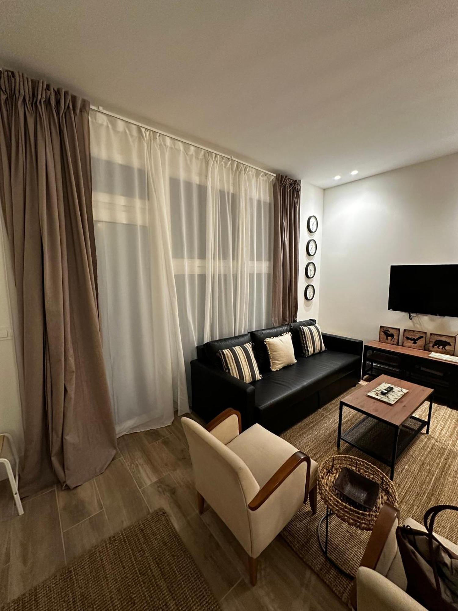 Apartamentos Moncloa Madrid Exterior foto